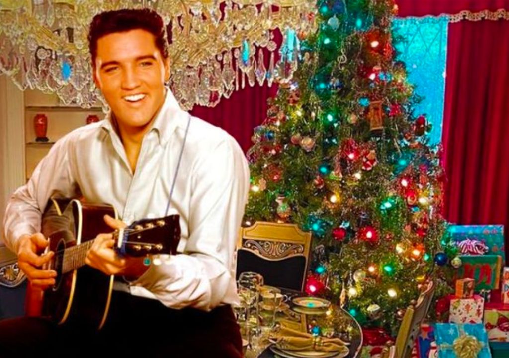 Santa Claus Is Back in Town – Elvis Presley